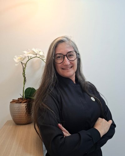 Dra. Carla Buono dos Santos — Clínica Geral, CVM Odontologia